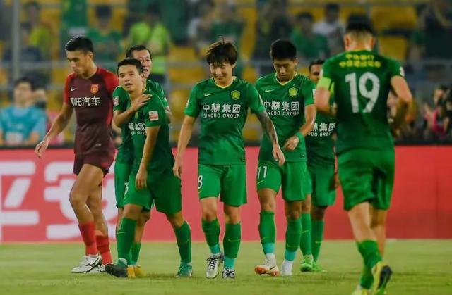 北京国安主场大胜河北华夏幸福,继续领先 北京国安主场大胜河北华夏幸福,继续领先