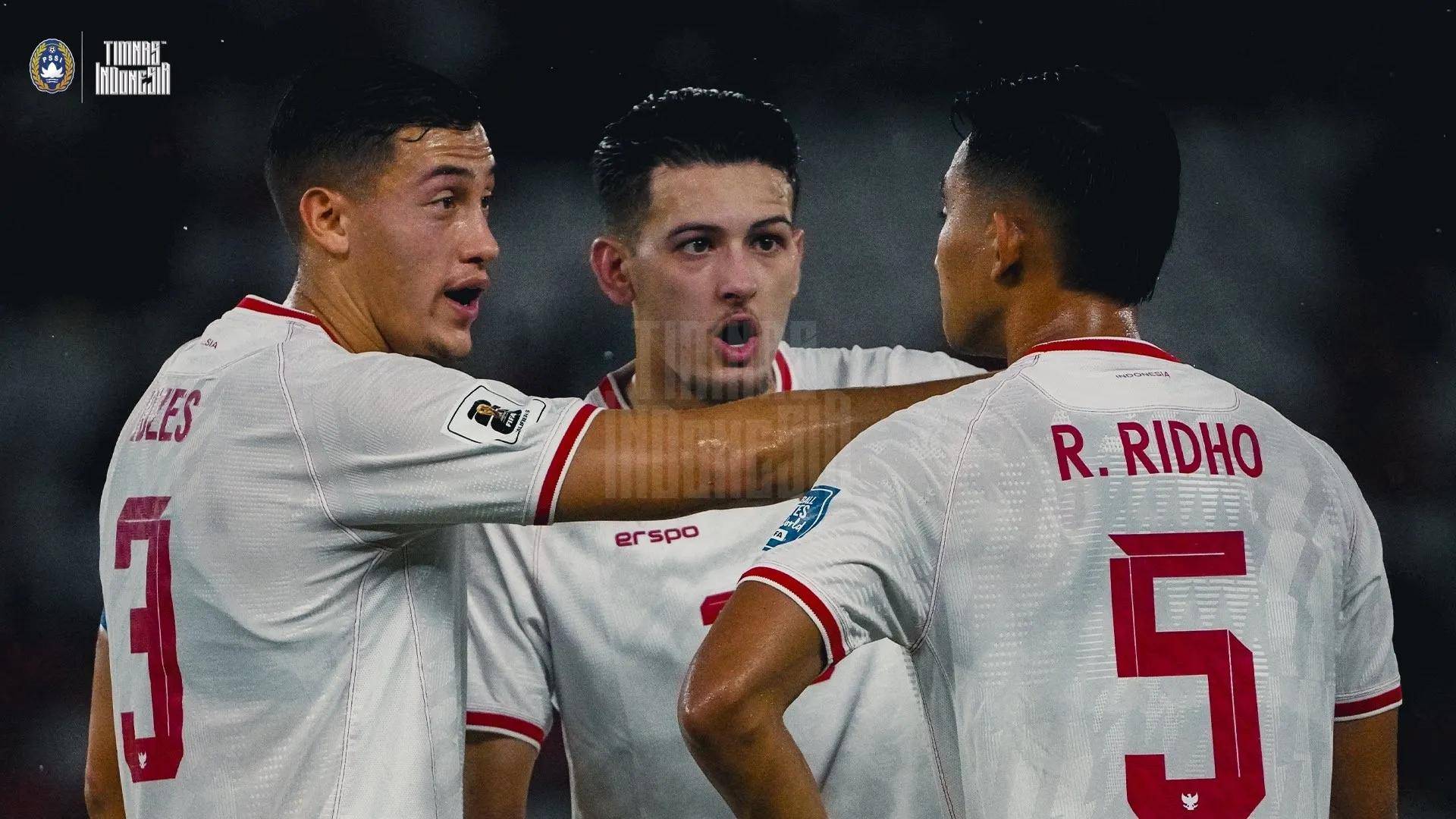 东方球员在国际比赛中力压对手 东方球员在国际比赛中力压对手