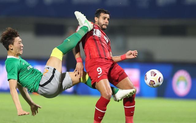 天津泰达客场惜败,连败局面难以扭转 天津泰达客场惜败,连败局面难以扭转