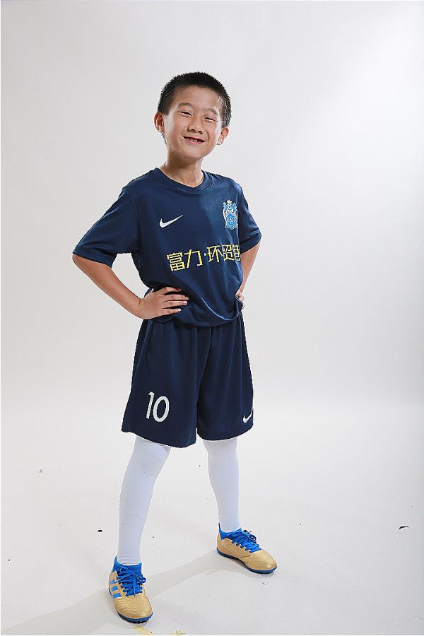 广州富力队取得胜利,晋级下一轮 广州富力队取得胜利,晋级下一轮