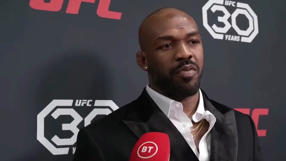 乔治亚拳击选手绝技夺冠,击败日本好手 乔治亚拳击选手绝技夺冠,击败日本好手