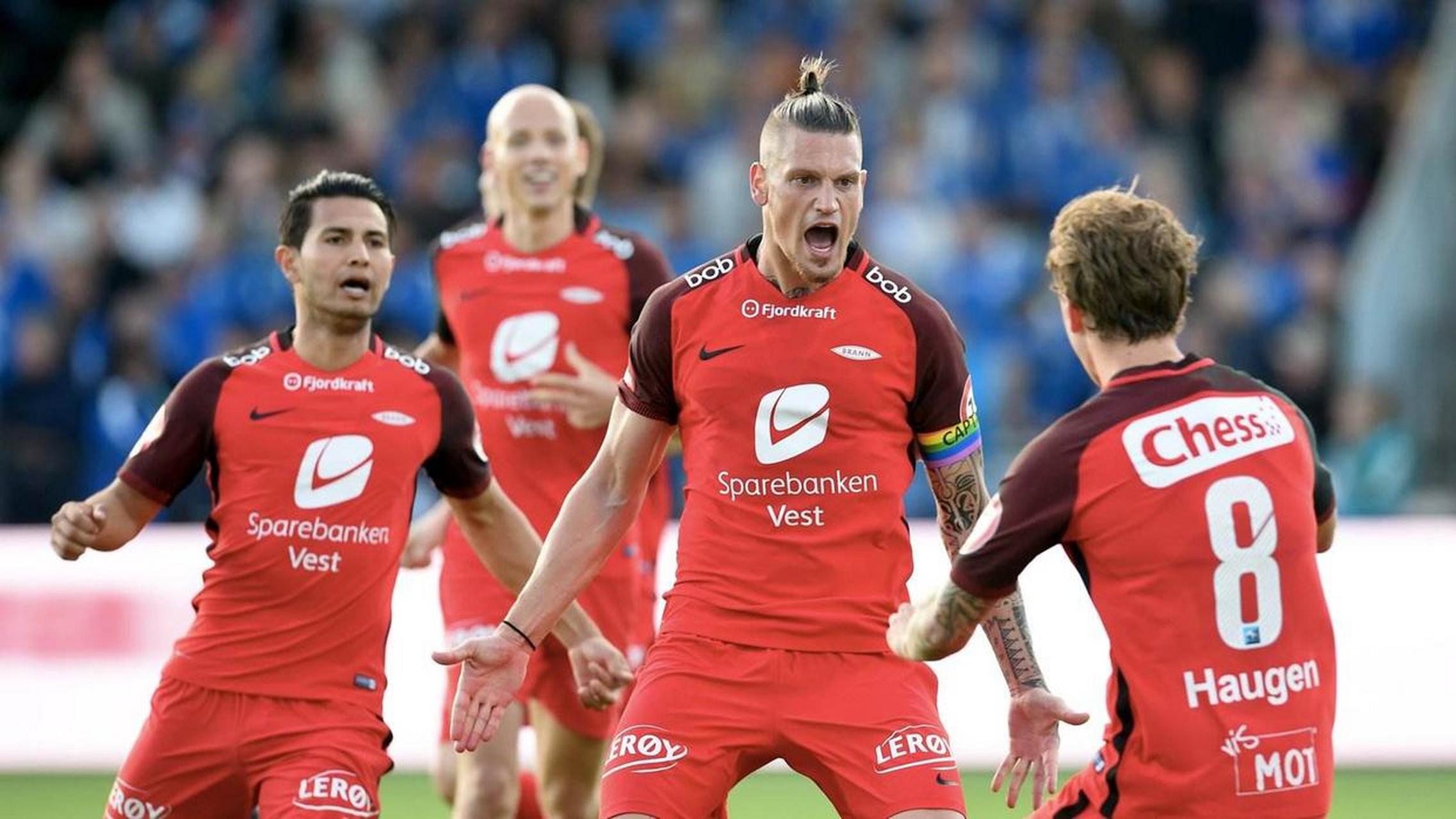 伯恩茅斯客场取胜伯恩利,保级前景一片光明 伯恩茅斯客场取胜伯恩利,保级前景一片光明