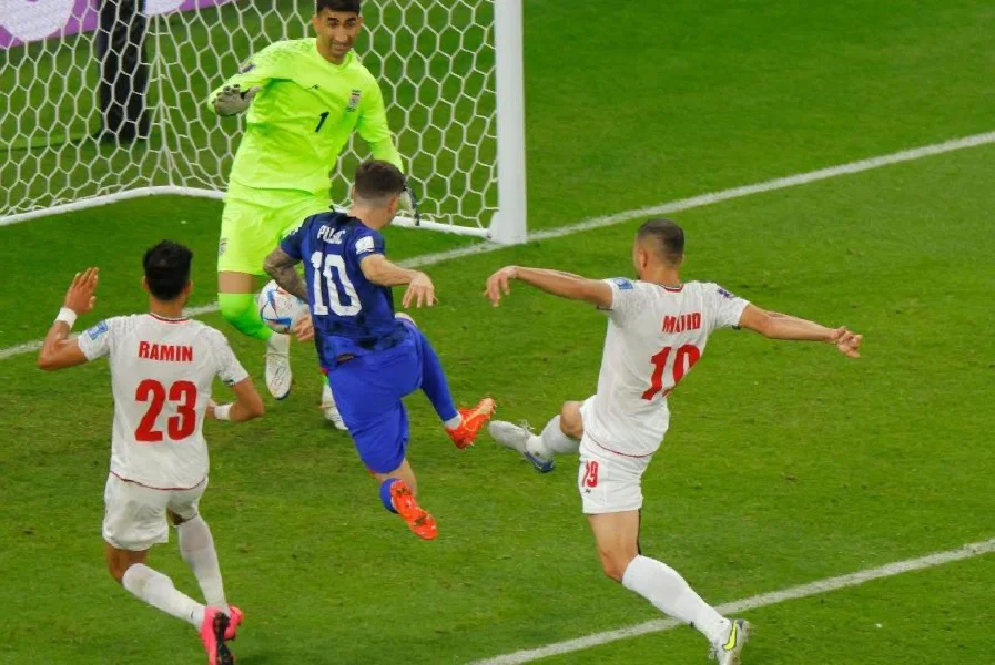 伊朗球队遭受惨败,亚洲霸主仍需巩固实力 伊朗球队遭受惨败,亚洲霸主仍需巩固实力