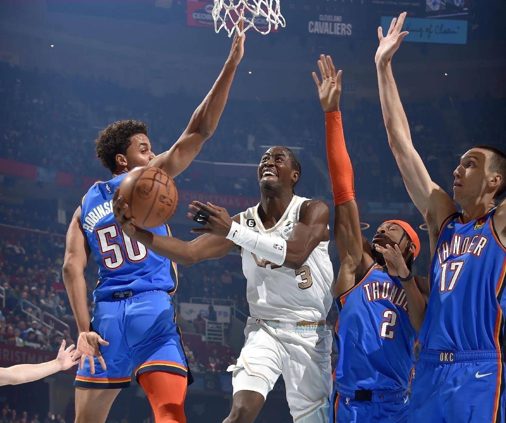 猛龙击败雷霆，安东尼亚缪20+杰拉德落日挺身抗战