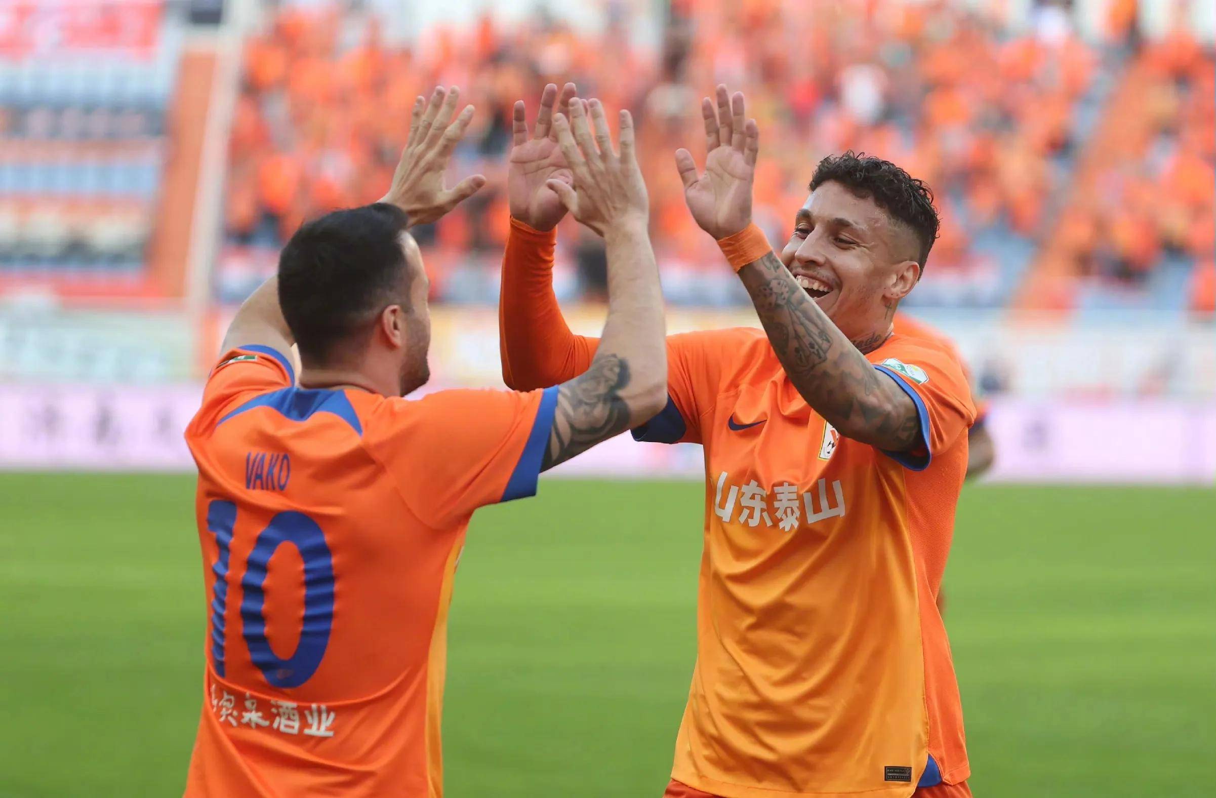 拥有大将的爱沙尼亚队领先晋级