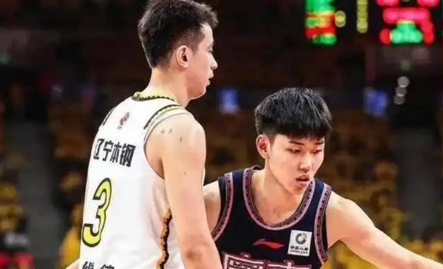 球员合同风波,恶战不断,冲突加剧! 球员合同风波,恶战不断,冲突加剧!