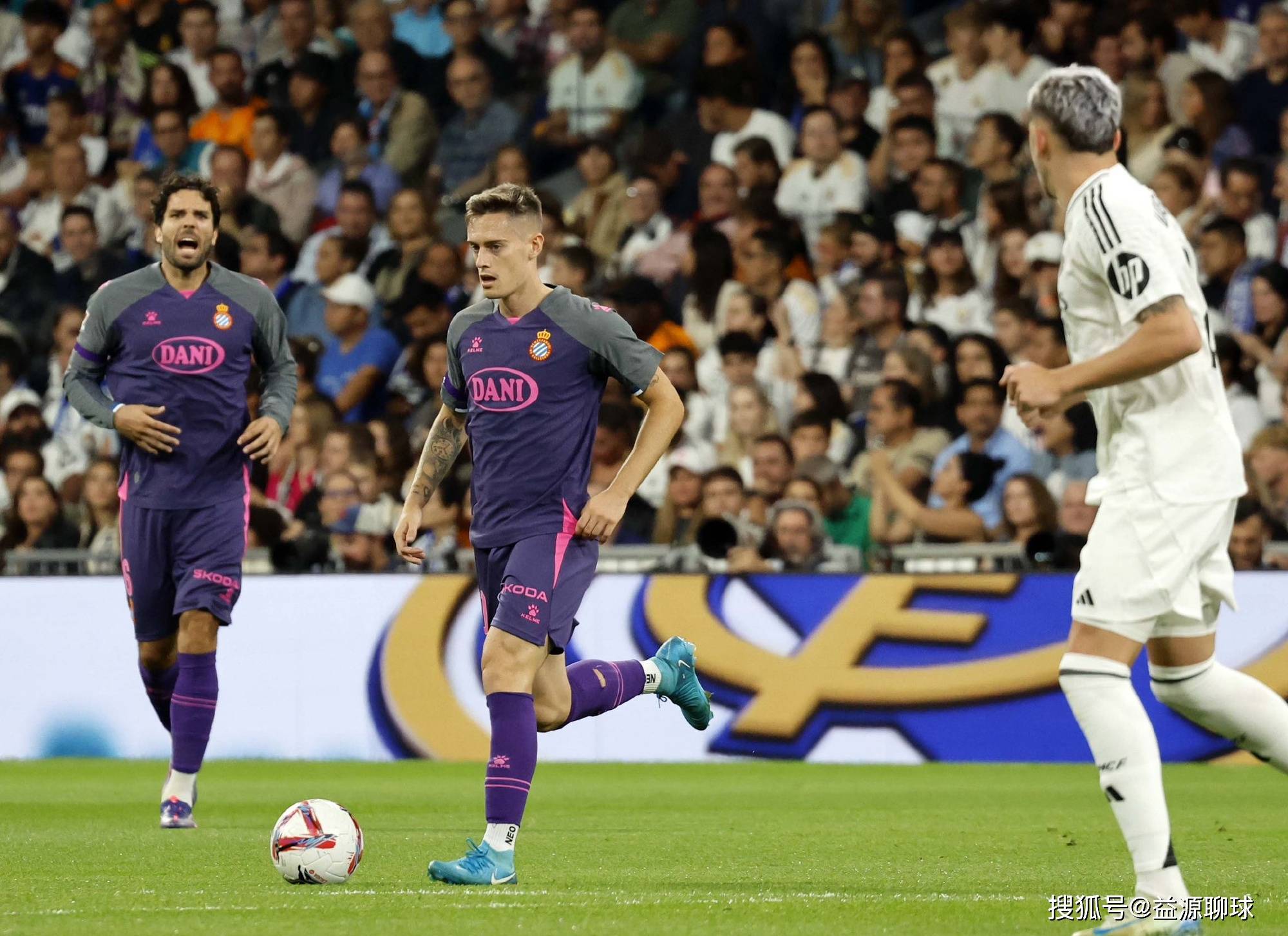 比利亚雷亚尔全队出场，实现四连胜壮心归来！