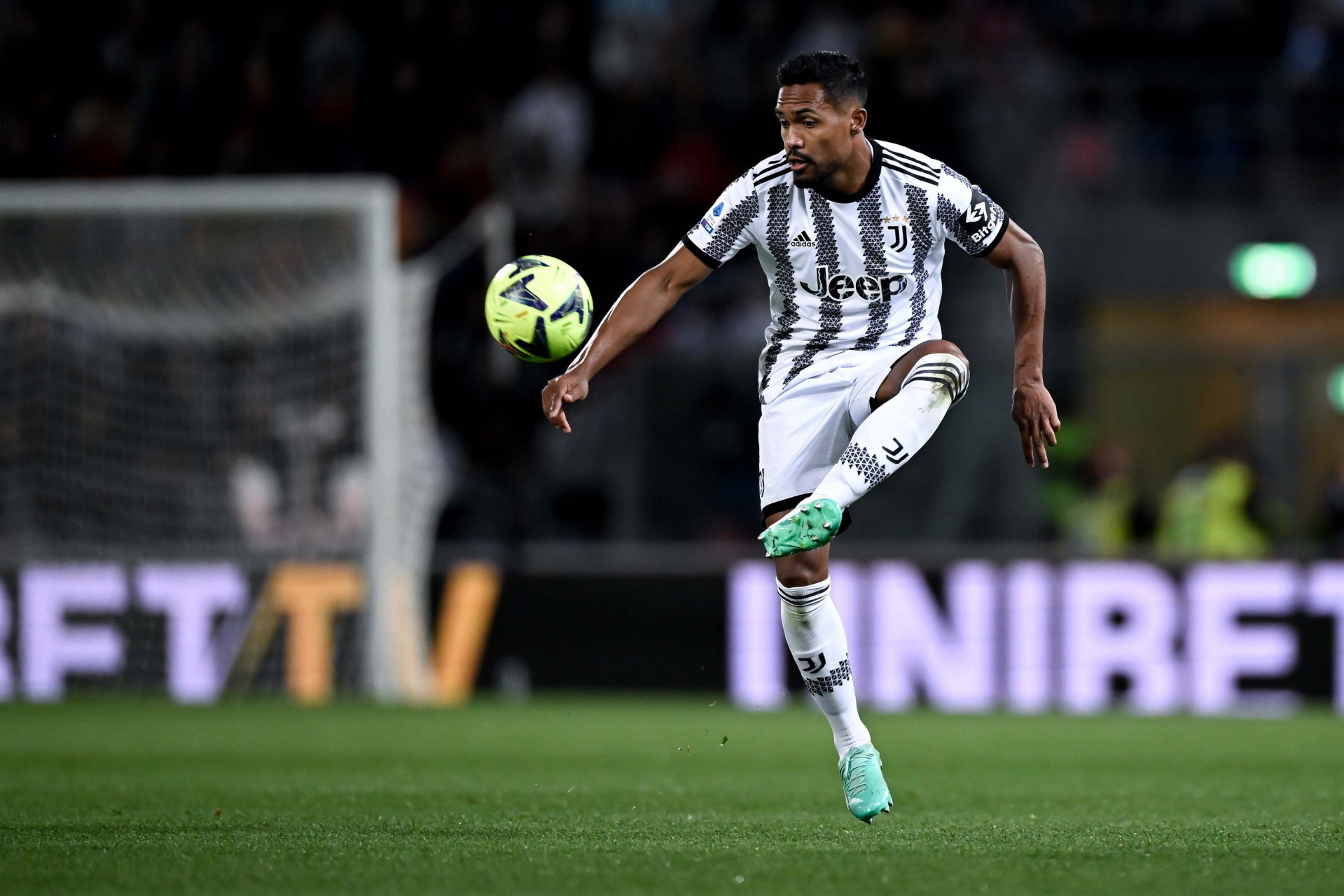 博洛尼亚迎战尤文图斯，寻求胜利