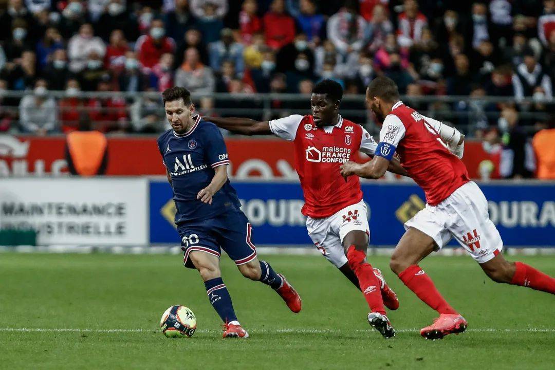 摩纳哥主场战胜维也纳夺得三分