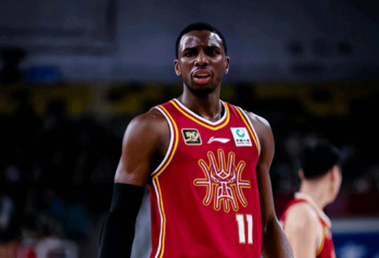 纳米比亚队意外击败对手,晋级榜首 纳米比亚队意外击败对手,晋级榜首