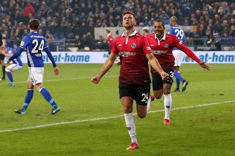 爱体育官方网站-莱比锡红牛主场迎战邓迪联，谁将成为比赛的焦点？