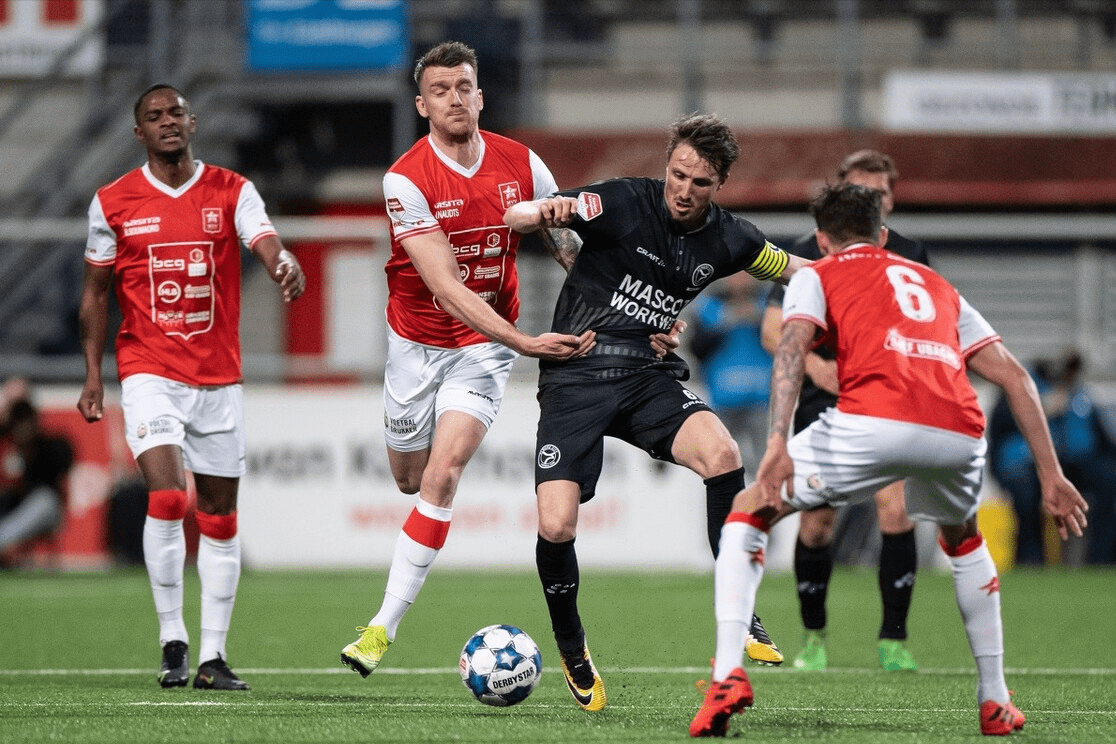 牙买加体育新秀勇夺冠军，实力爆发