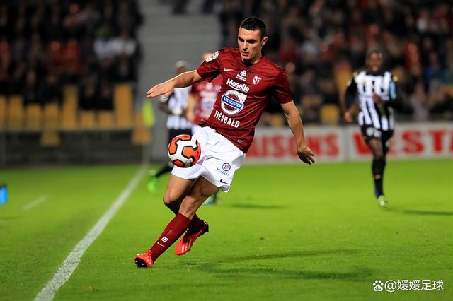 爱体育官网-勒沃库森主场战胜沙尔克04