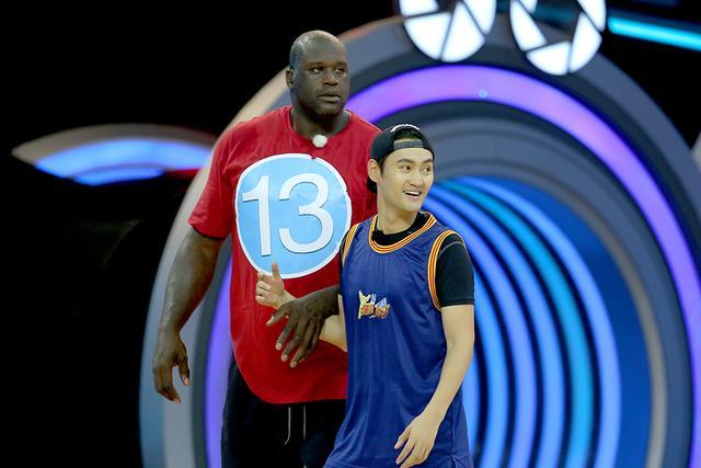 里尔队在激烈比拼中捧得胜利