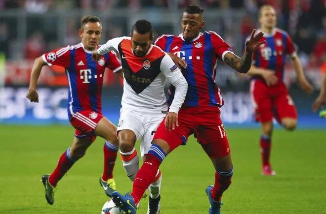 爱体育-不莱梅客场逼平沙尔克04，保持不败