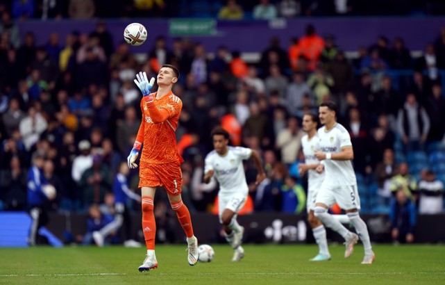 阿森纳客场战胜利兹联，终结连败