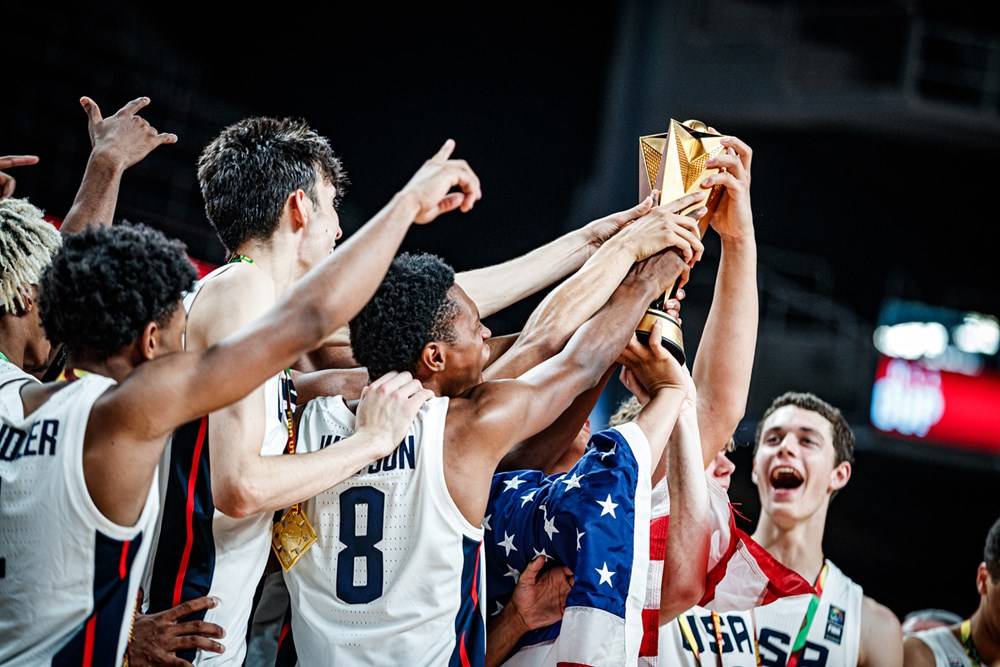 法国瑞士擦肩而过，波多黎各不敌立陶宛